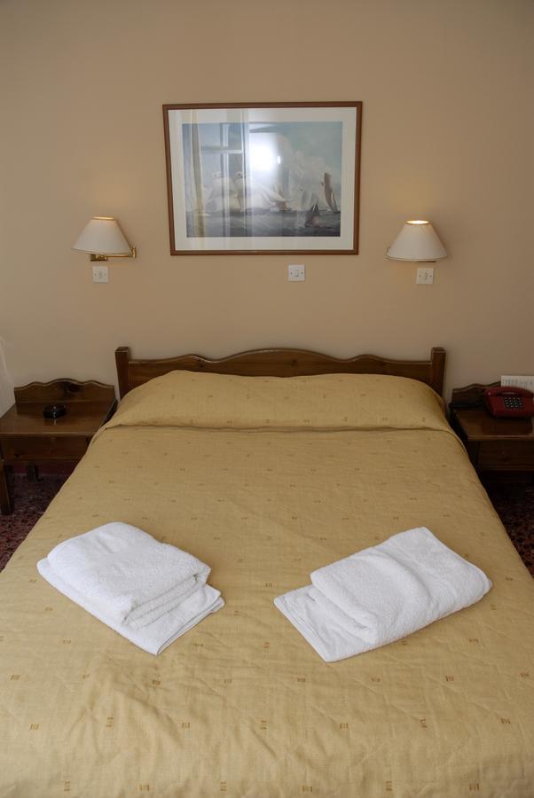 Amaryllis Hotel Hydra  Exterior photo